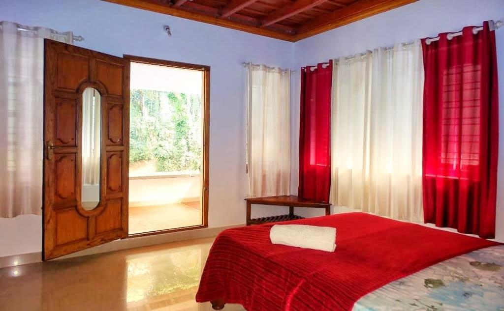 Coorg Divine Spark Home Stay Suntikoppa Exterior photo