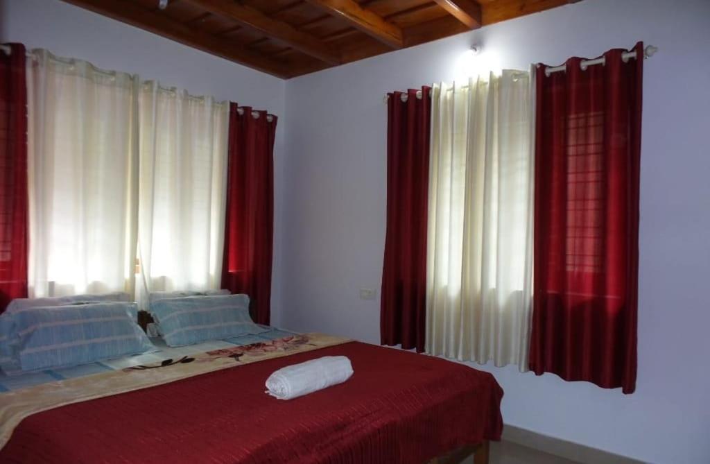 Coorg Divine Spark Home Stay Suntikoppa Exterior photo